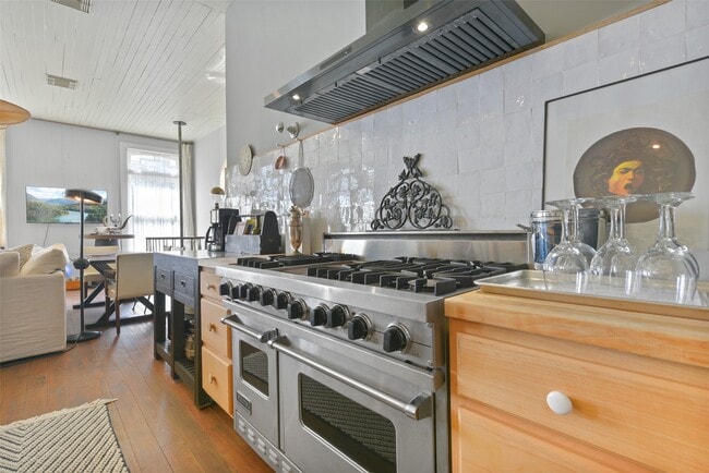 Photo - 1614 Avenue K