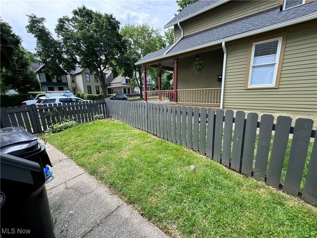 Photo - 3820 John Ave