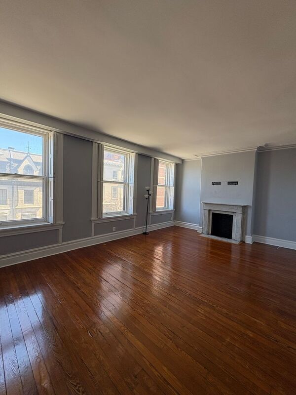 Photo - 1118 St Paul St Unidad Apt 3F