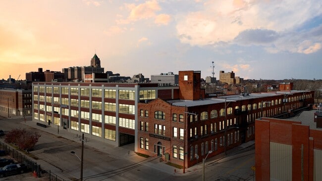 Piquette Flats