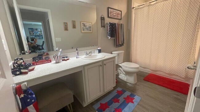 Photo - West Melbourne 2 story home lakefront!