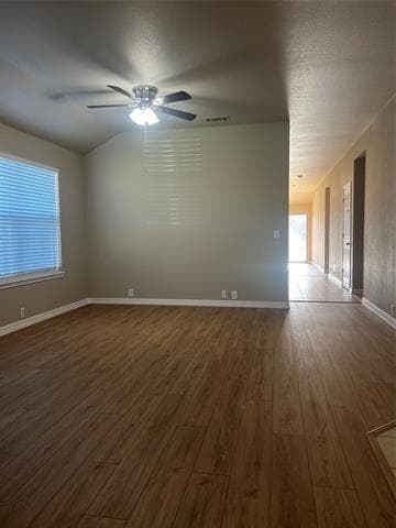 Photo - 1223 Periwinkle Dr