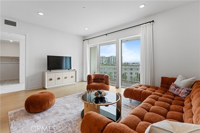 Building Photo - 2602 Rivington