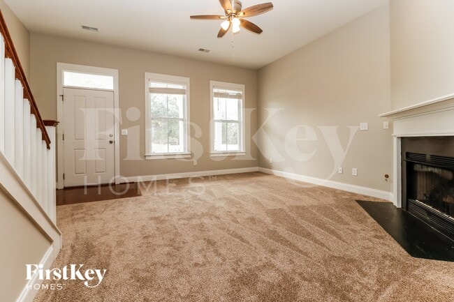 Photo - 103 Barberry St