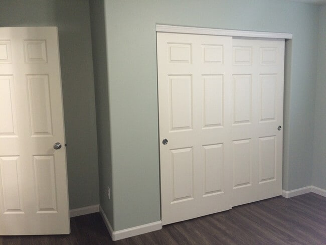 Photo - Large Home for Rent in Sage Point Service ...