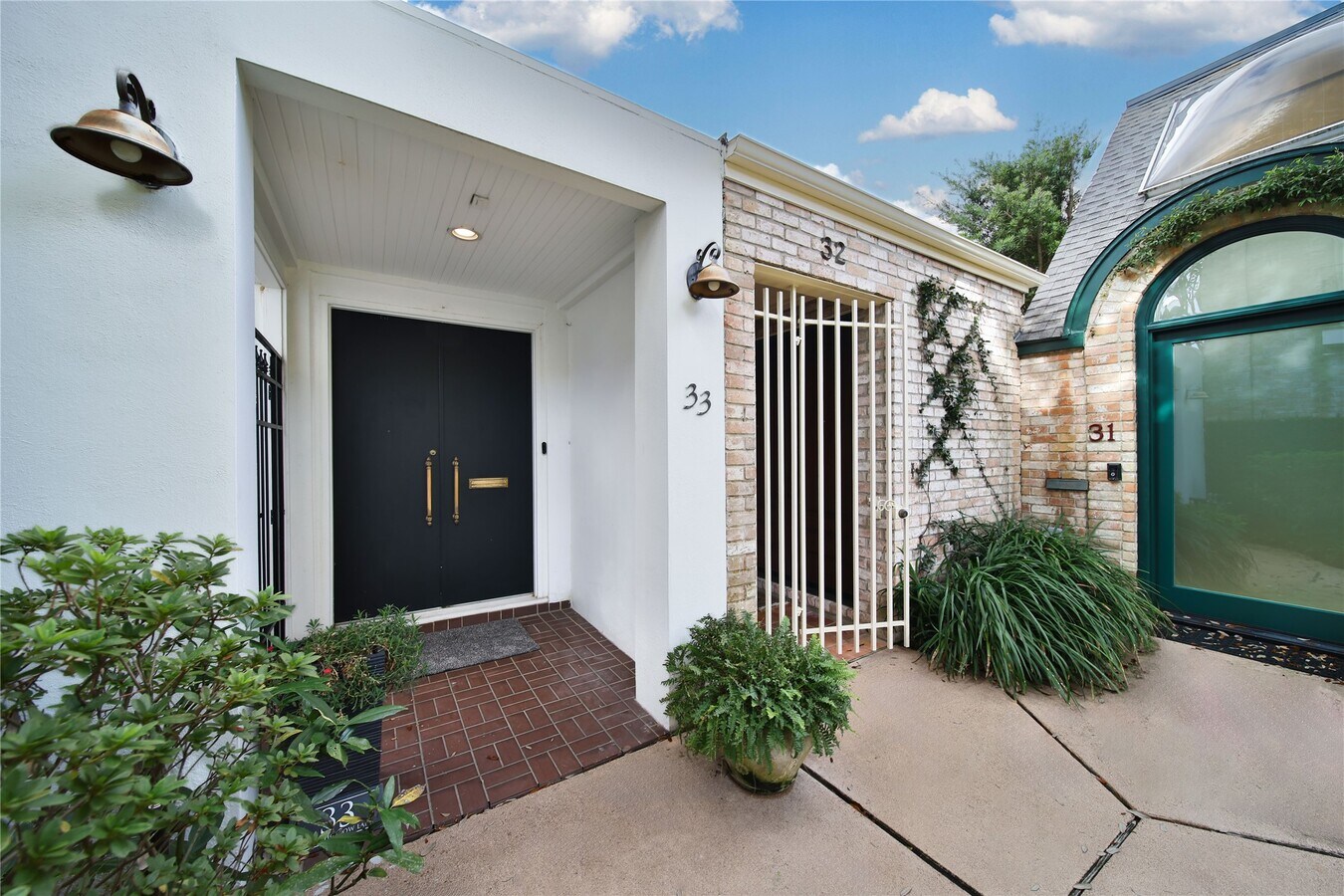 Photo - 33 River Hollow Ln