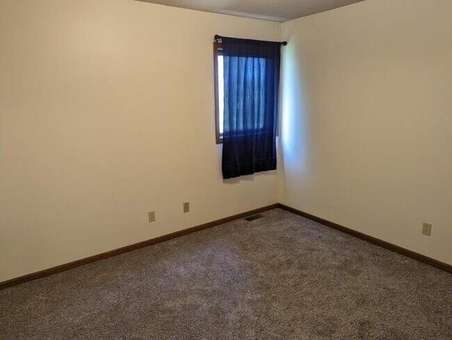 Photo - 905 Tyler St