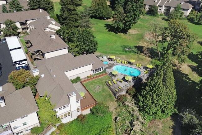 Sky view with pool - Rivergreens Apartments