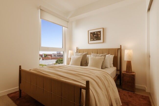 Santa Monica Collection - 1430 Lincoln