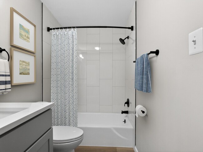 Welcome to Eagle Rock Apartments at West Hartford, where modern design meets comfort. Enjoy spacious layouts, stylish finishes, and convenient amenities for a premium living experience. Schedule your tour today and find your new home!