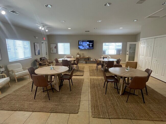Photo - Arbor Crest Apartments