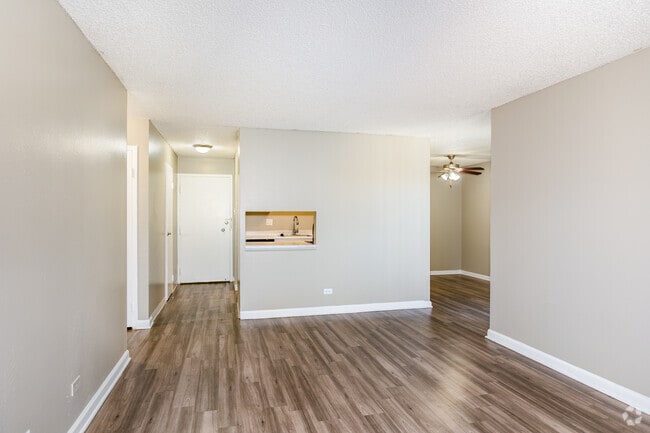 A3 - 1BR, 1BA - 793SF - Sala de estar - Meridian at Cherry Creek