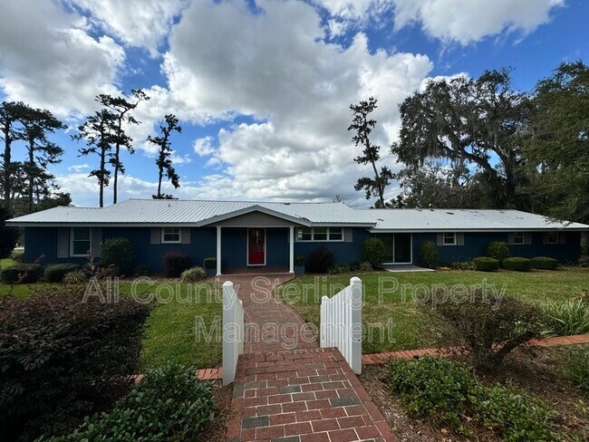 Photo - 8732 Us Highway 90