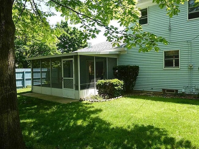 Building Photo - 3930 Kimberton Dr