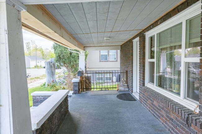 Photo - W347IL Unit Upstairs