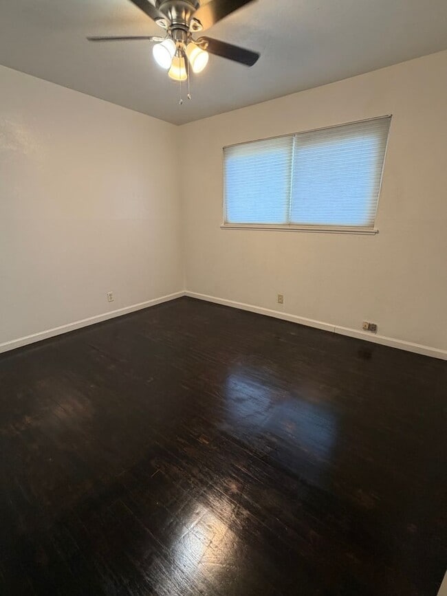Photo - 2140 48th Ave