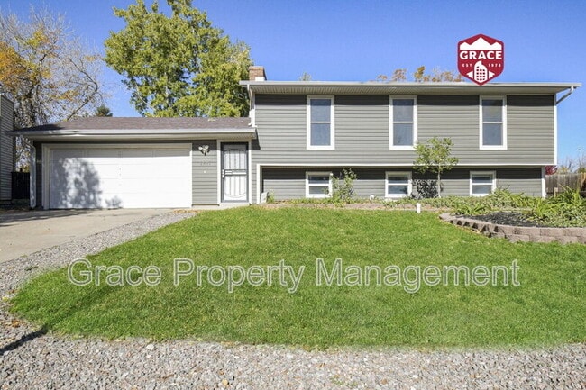 Building Photo - 1557 S Salida Way