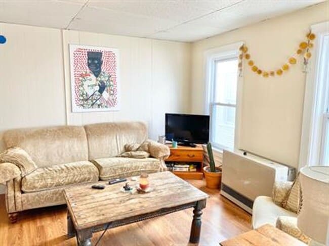 Building Photo - 54-56 Intervale Avenue Unit B Rental