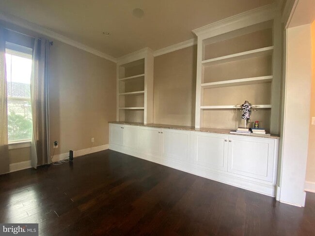 Photo - 2163 Potomac River Blvd