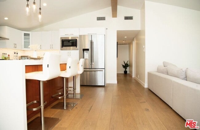 Photo - 6329 Jumilla Ave