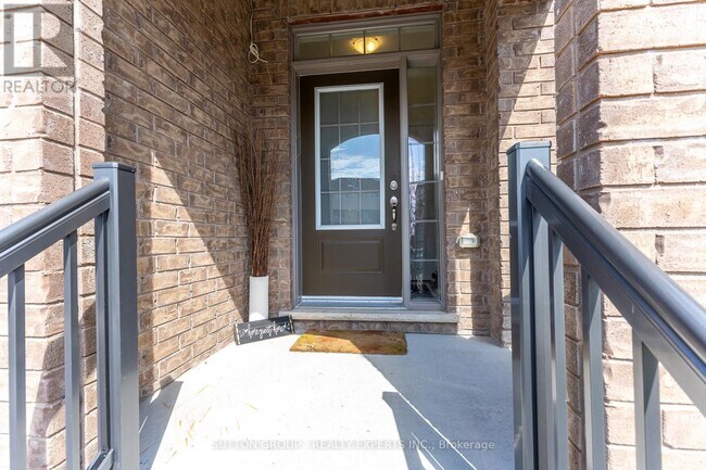 Photo - 130 Ice Palace Cres
