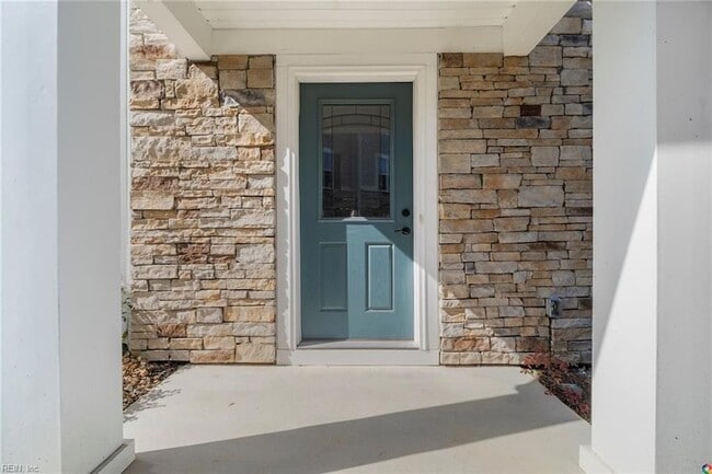 Photo - 512 Clara Ln