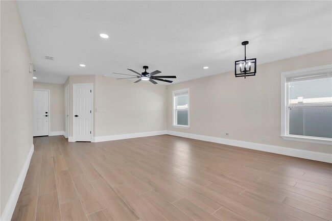 Photo - 531 Flower Fields Ln
