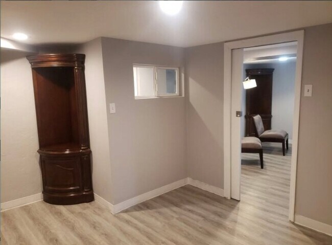 Photo - 168 Ross Dr