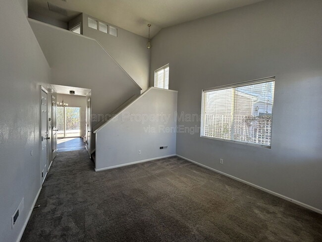 Photo - 878 Rancher Dr