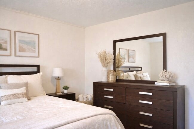 Courtyard Apartments at Cordova