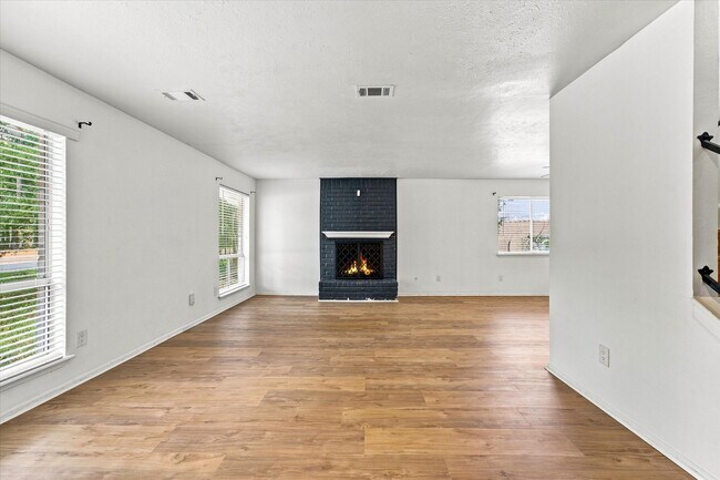 44 S Waxberry Rd