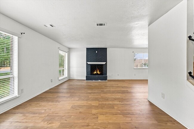 Photo - 44 S Waxberry Rd