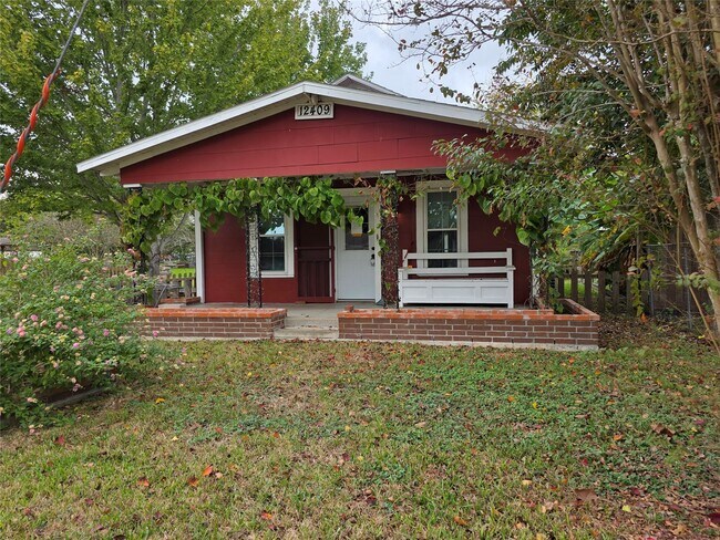 Photo - 12409 Dumas St