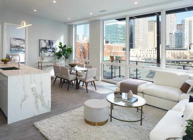 Building Photo - 130 S Halsted St Rental
