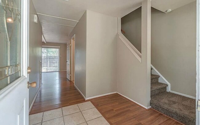 Photo - 1202 E Red Cedar Cir