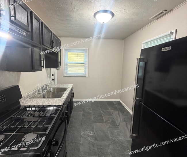 Photo - Very spacious 3 Bedroom and 1 Bathroom Home