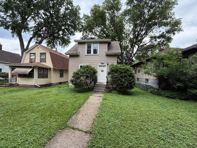 Spacious 2 bedroom, 1 bath home in highly ... - Spacious 2 bedroom, 1 bath home in highly ...