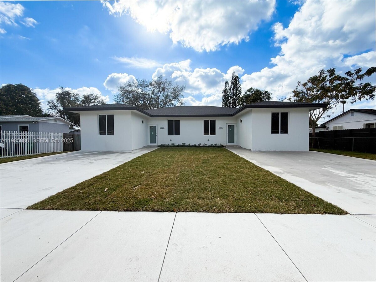 Photo - 1866 NW 91st St Unidad 1866