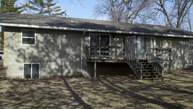 Photo - 3321 Miller St