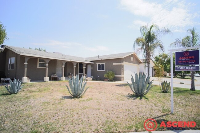 Building Photo - Amazing Home in East Bakersfield!