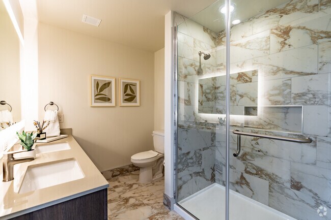 1BR, 1BA - 791SF - Bathroom - Prima at Paseo South Gulch