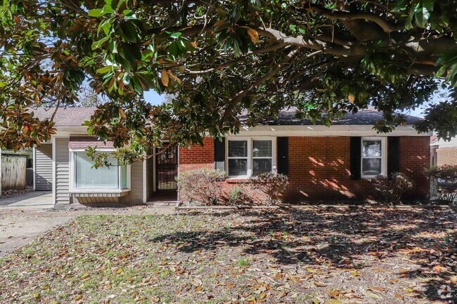 Building Photo - 1753 Maxine St Rental