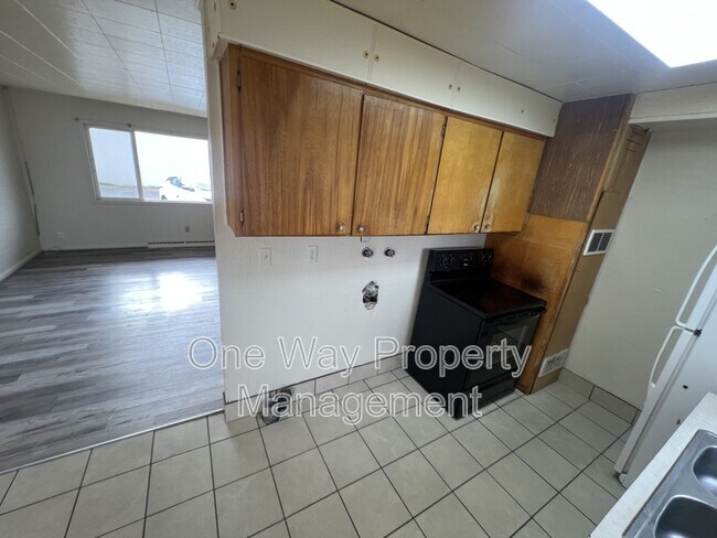 Photo - 2415 6th Ave