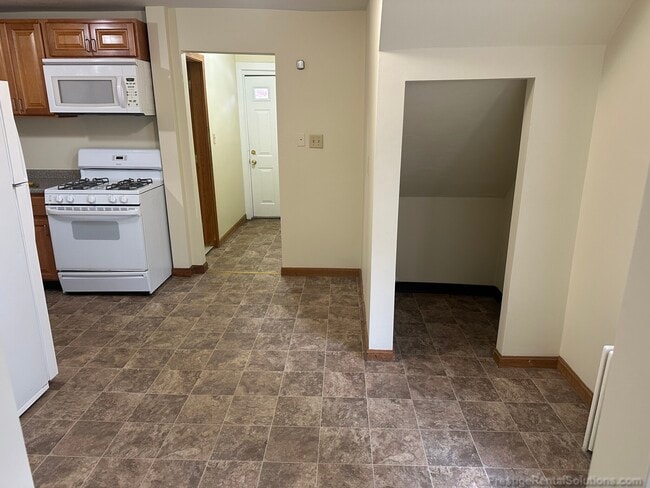 Photo - 90 Nichols Ave