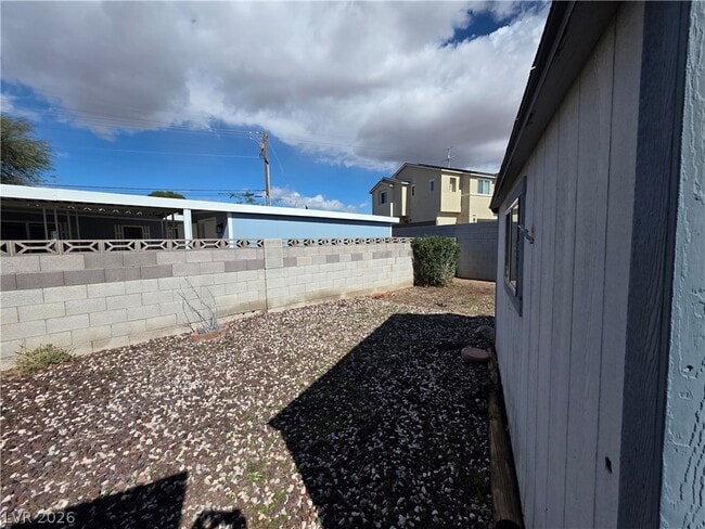 Photo - 2916 Gavilan Ln