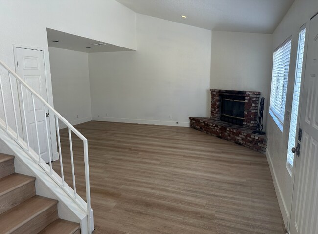 Photo - 15978 Muni Rd Unidad 11