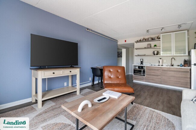 Photo - 1362 Passenger St Unidad 383