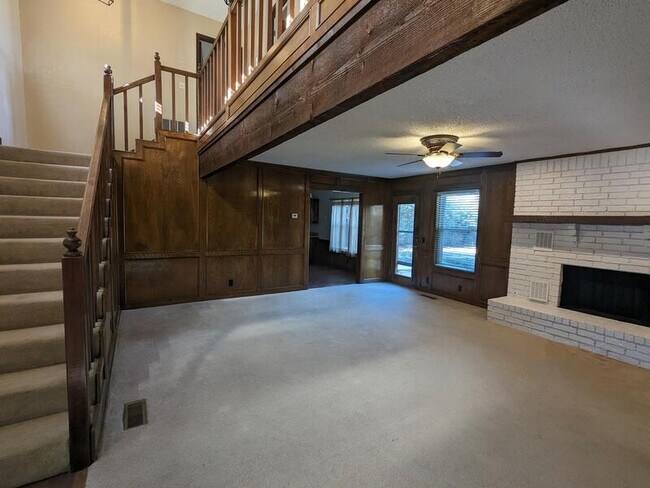 Photo - 2630 W Washington Pl