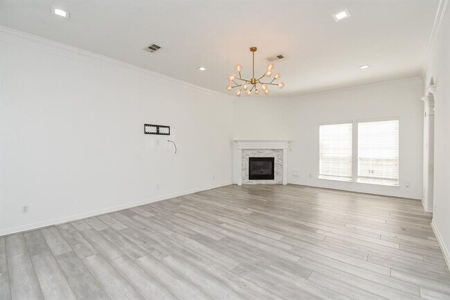 Photo - 5217 Blossom St Unit B