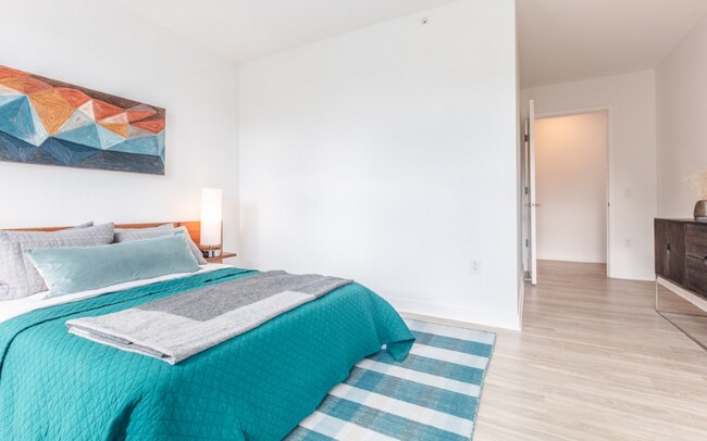 Photo - 2359 N Lincoln Ave Unit 1305